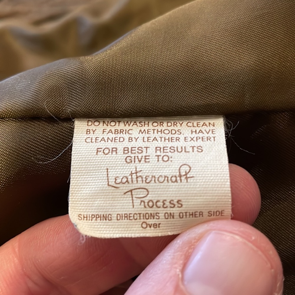 MUST SEE—Vintage Schott Bros leather G-1 Flyers jacket. Great shape. Made in USA - Picture 9 of 16